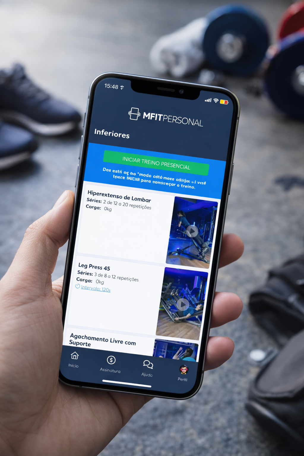 Interface do aplicativo MFIT Personal mostrando treino de inferiores